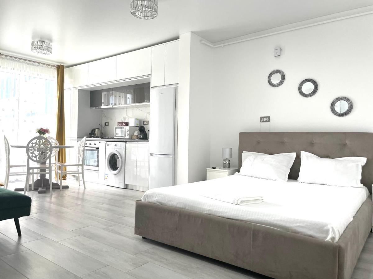 Dominic 2 Beds 1 Sofa Parking Pool Apartament By Alezzi Nord10 Διαμέρισμα Năvodari Εξωτερικό φωτογραφία